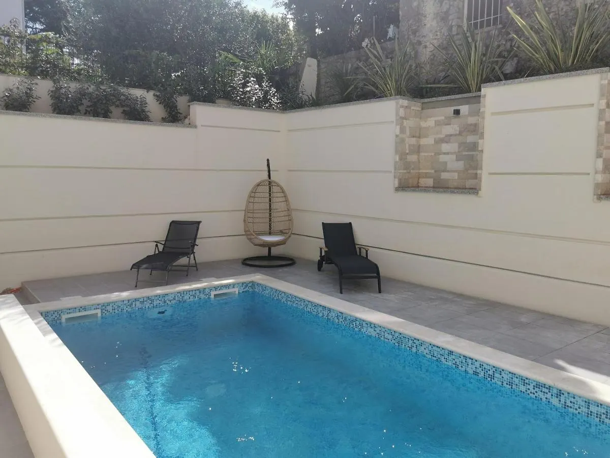 Villa Sunny Icici- Apartment Sun